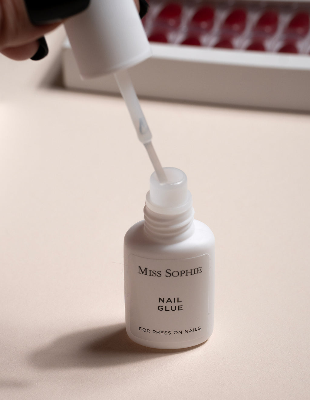 Nail Glue