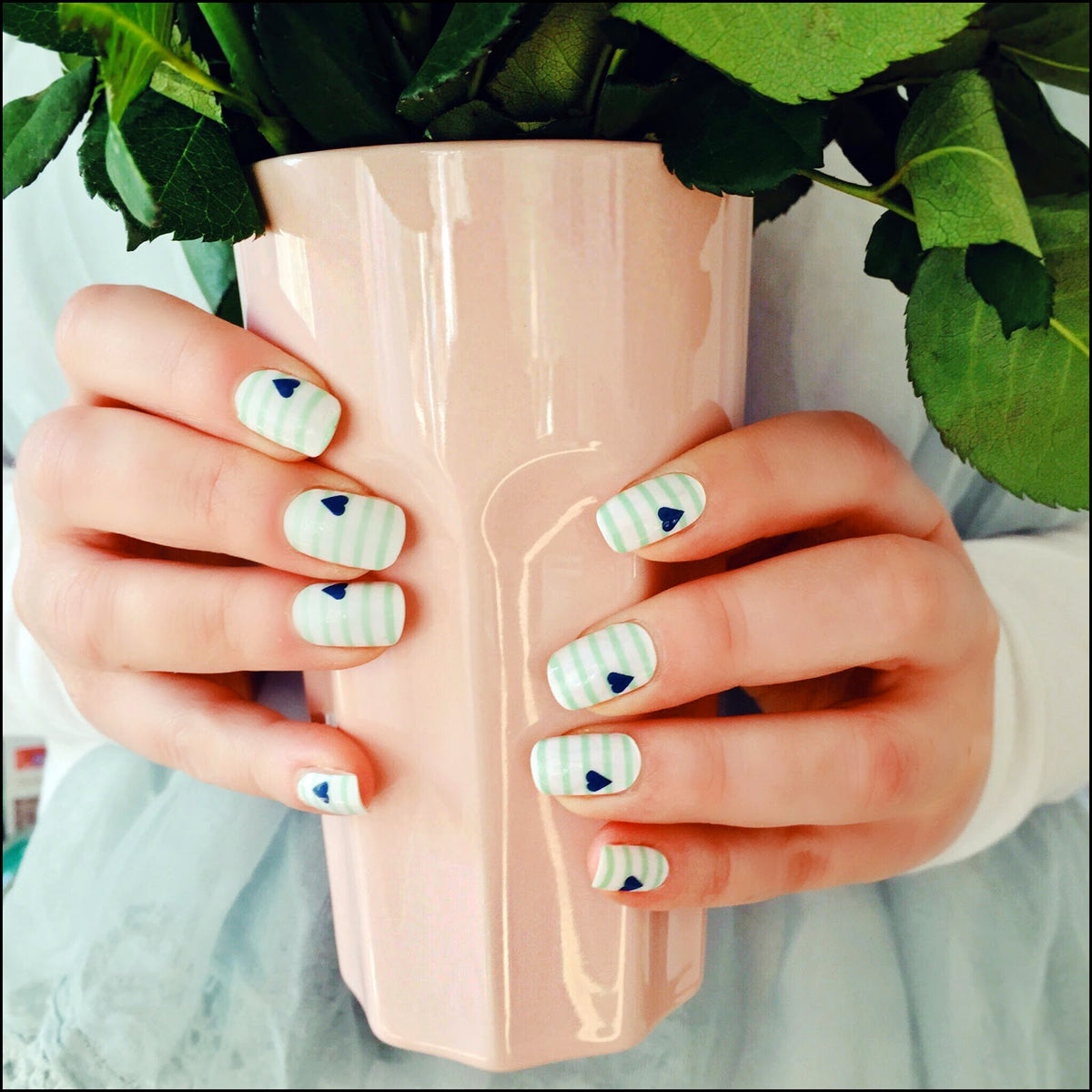 Mint Love UV