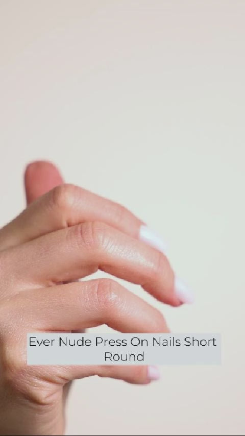 Ever Nude Press On Nails Short Round