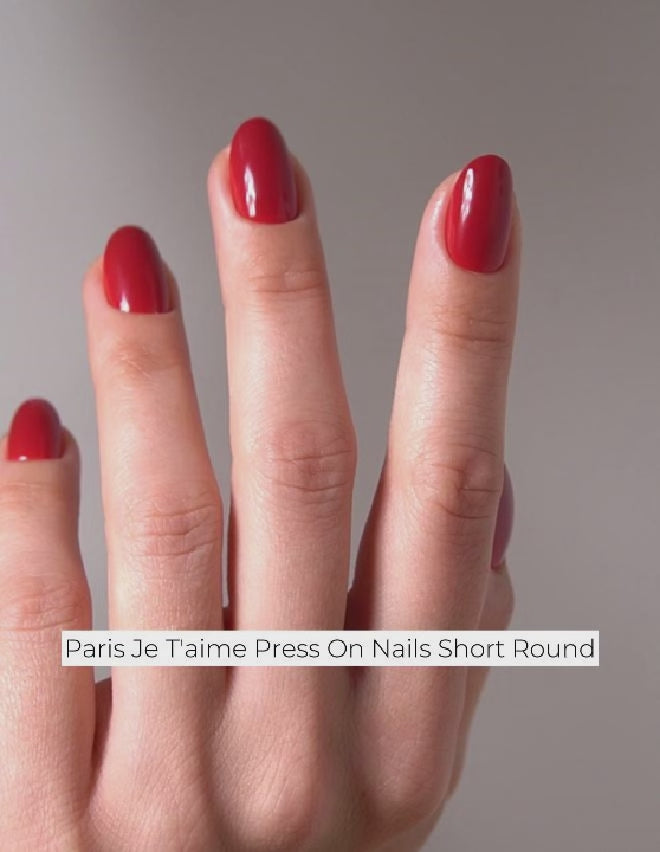 Paris Je T'aime Press On Nails Short Round